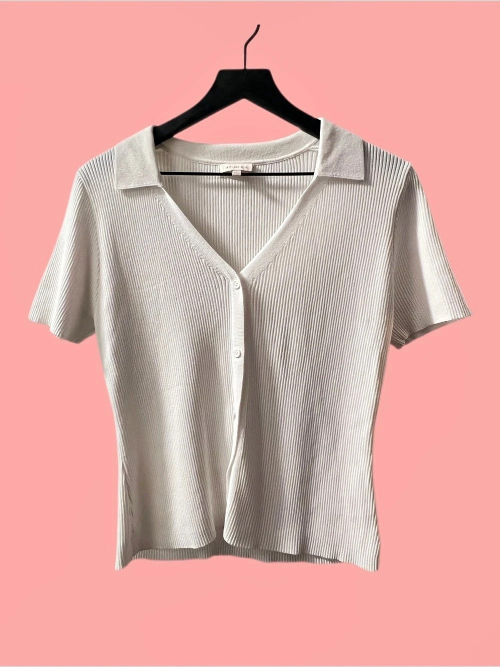 SKIES ARE BLUE Ribbed Collared Top in White Large Like New